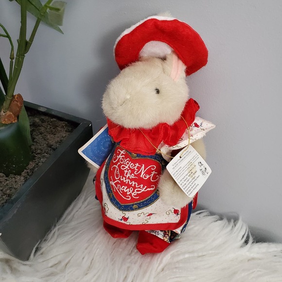 Vintage Muffy VanderBear Hoppy VanderHare The Bunny Knave Stuffed Toy - Picture 2 of 10